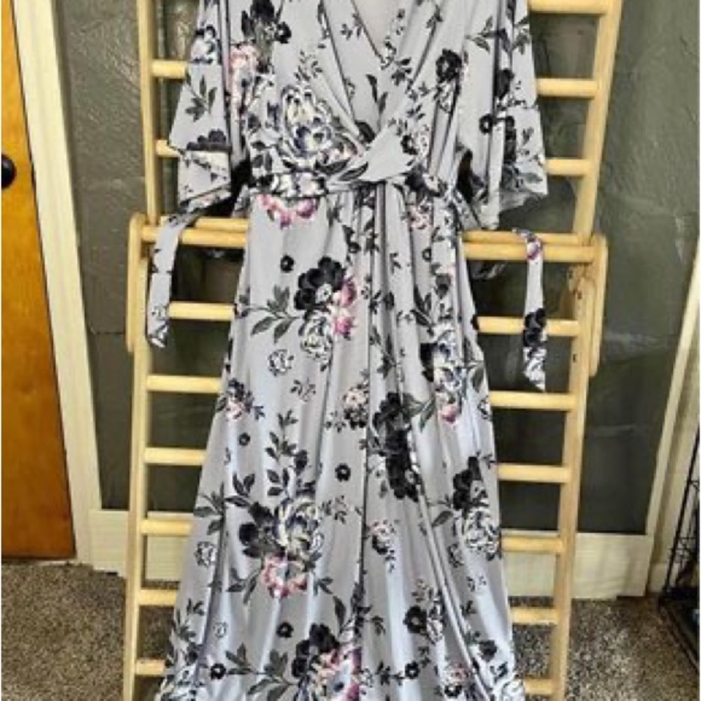 Jessica Simpson Floral Maternity Dress